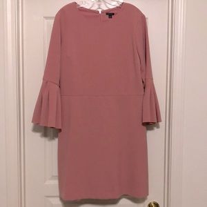 Ann Taylor. Blush, 3/4 fluted sleeve, thigh/knee length.